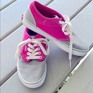 VANS PADDED PINK & GRAY SKATEBOARDING SHOE Women 6